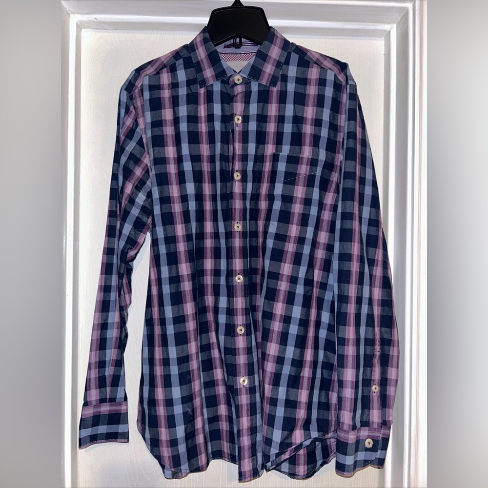 Men’s Tommy Bahamas long sleeve small